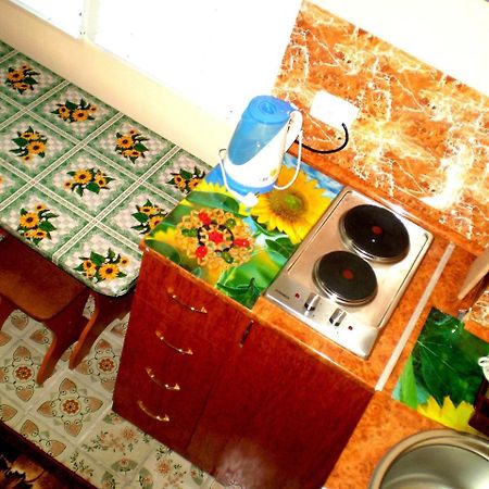 1 Ком Квартира 1 Этаж 3 Дивана, Wi-Fi, Центр Города, Садовая-Чкалова "Сильпо" И "Атб" Отдельный Дом 2 Этажа Mykolaiv Exterior foto